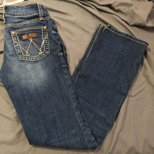 Women’s wrangler jeans 1/2x34